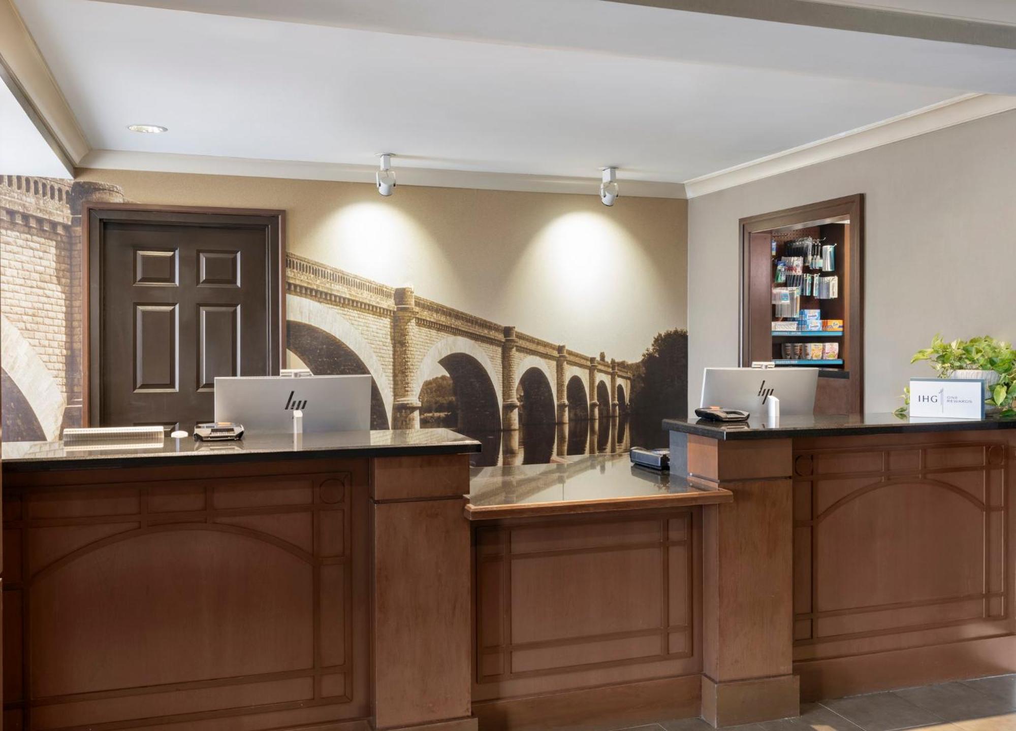 Staybridge Suites Indianapolis-Airport By Ihg Plainfield Buitenkant foto