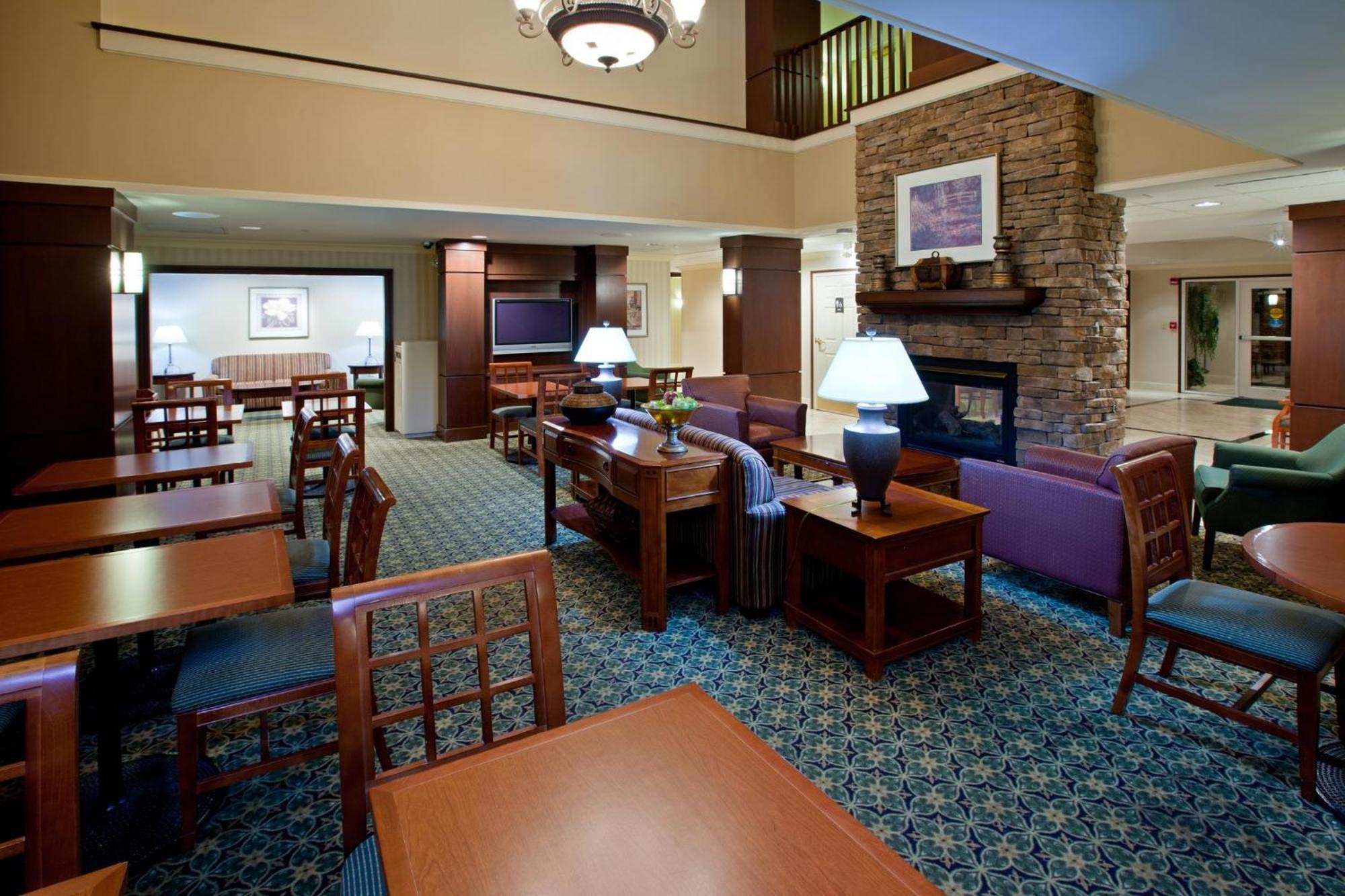 Staybridge Suites Indianapolis-Airport By Ihg Plainfield Buitenkant foto