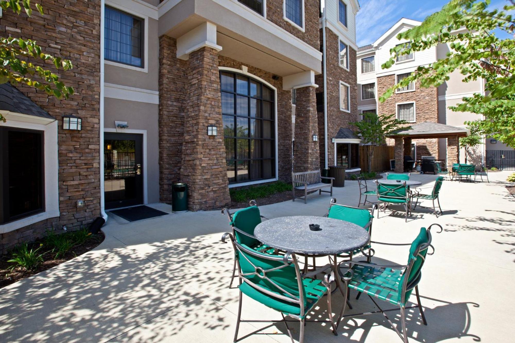 Staybridge Suites Indianapolis-Airport By Ihg Plainfield Buitenkant foto